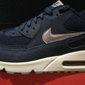 Nike Air Max 90